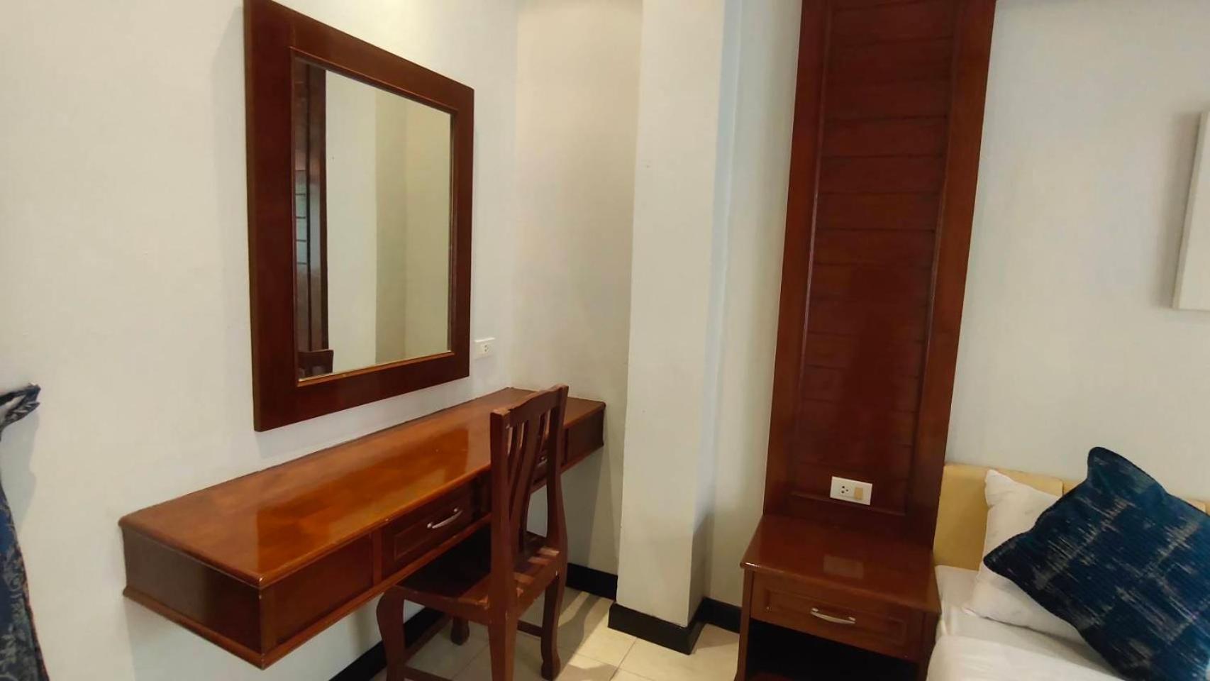 Phadee Apartment Karon Екстериор снимка